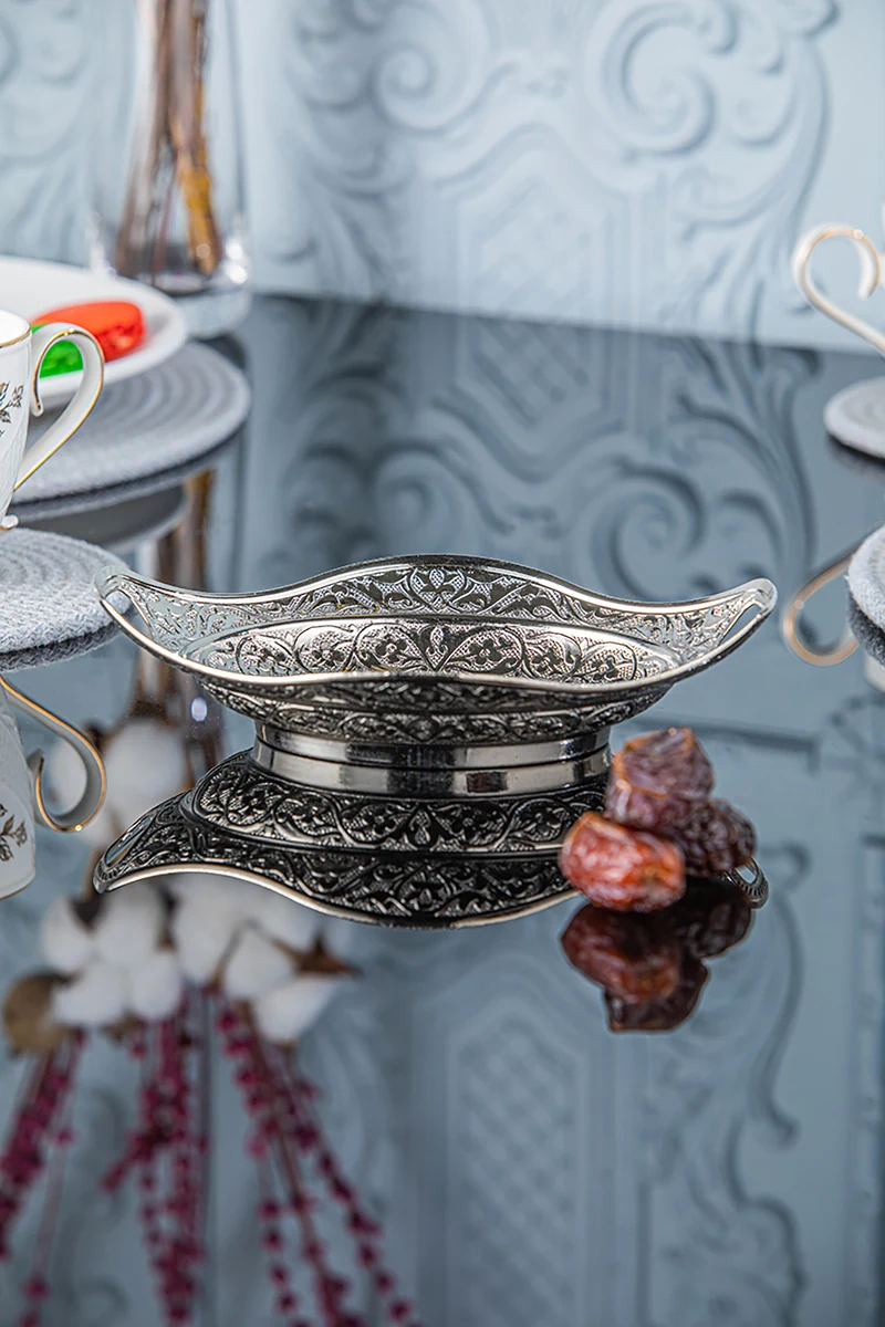 Oval Date Bowl with Handles
