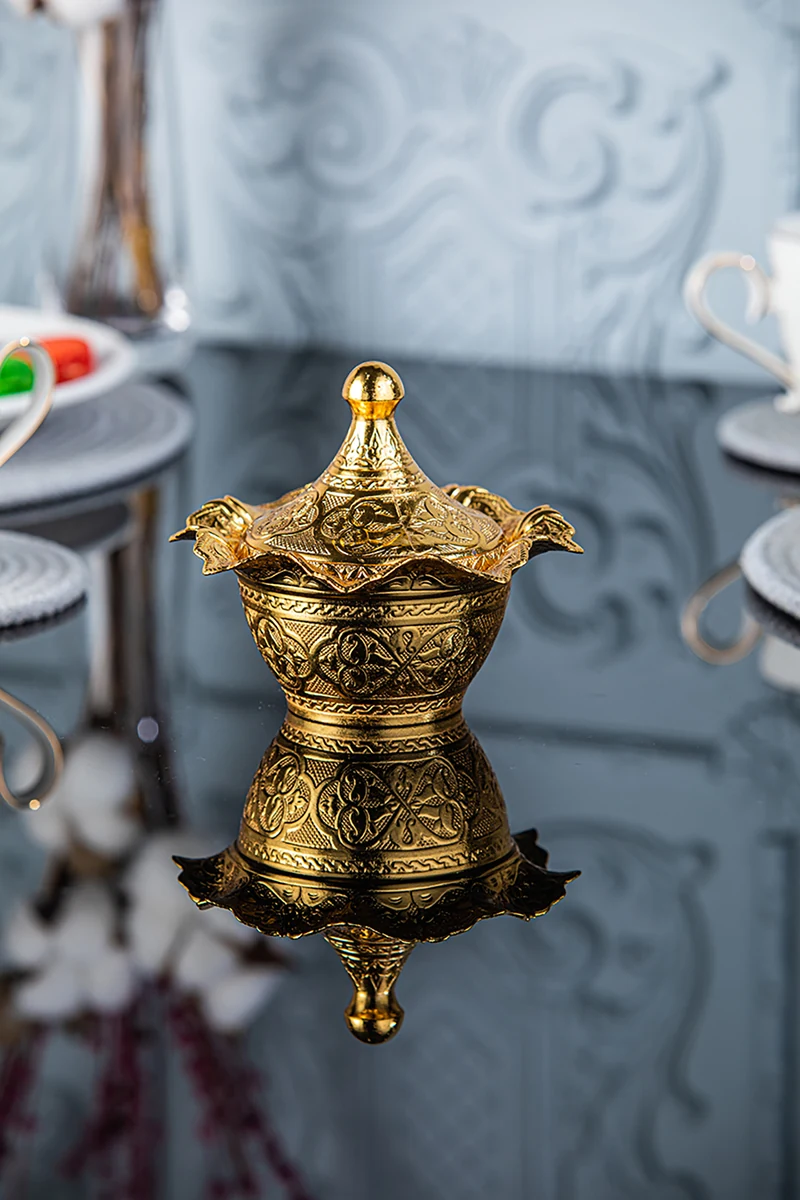 Lalegül Round Bowl with Lid