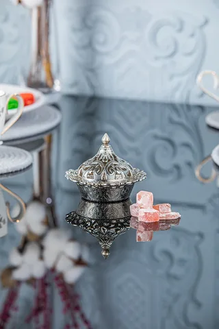Motif Yuvarlak Lokumluk